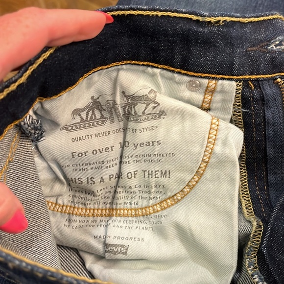 Men’s Levi jeans - Picture 3 of 5